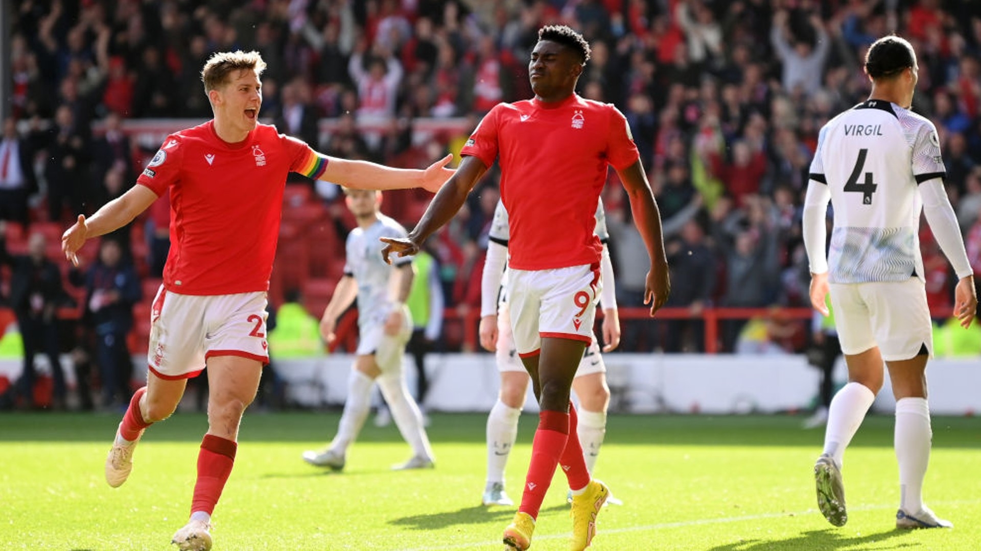 狀態進行的 狀態進行的